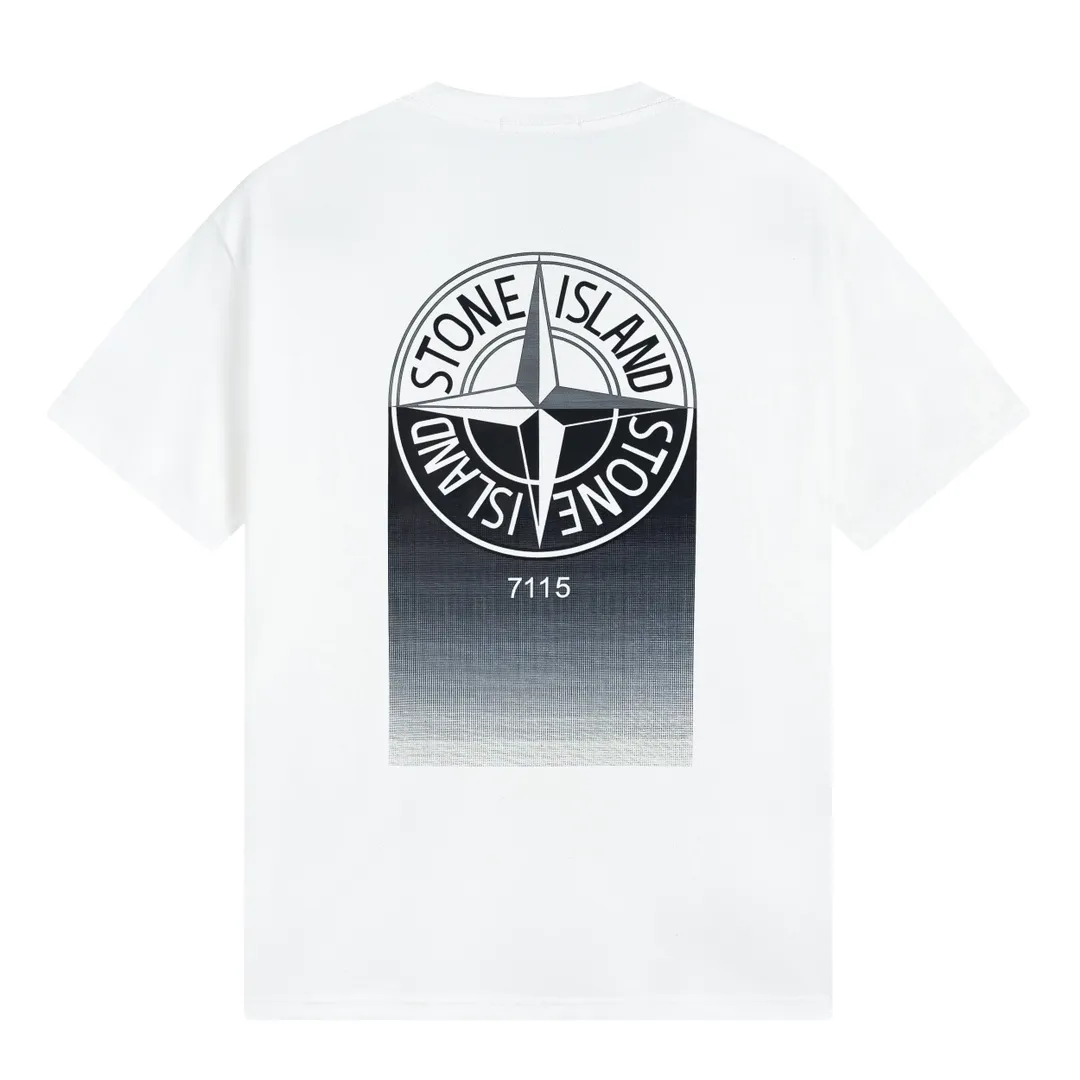 W630#P110💰 [Stone lsland/Stone Island summer new gradient compass print pattern short-sleeved T-shirt] ⚠️[Original creation with high control of details] - Made of 260 grams of combed cotton with 32-count double yarn, soft and comfortable to the touch, sweat-absorbent and breathable. - Simple, basic and versatile style, original single quality, the first choice for couples. - Made in a large factory, four needles and five threads on the shoulder, neat alignment, high quality workmanship. - Same style for men and women. Very versatile, one piece for everyone, details are clearly visible. Color: Black White Size: M L